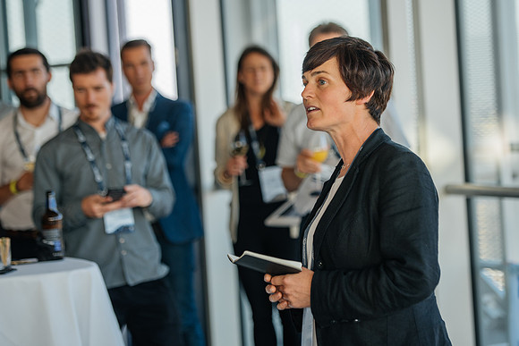 CE100_Reception__049